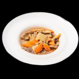 Vitello funghi e bambù
