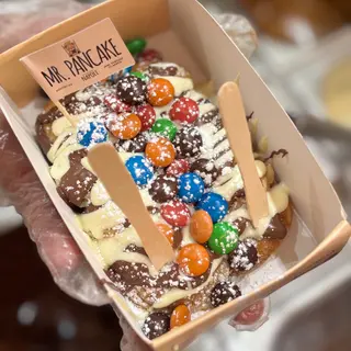 10 Minipancake con: Nutella - Galak - M&M’s (senza glutine - contiene lattosio)