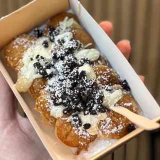 10 Minipancake con: Crema Oreo - Biscotto Oreo Shär sbriciolato (senza glutine- contiene lattosio)
