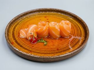 23. Carpaccio sake 4 pezzi