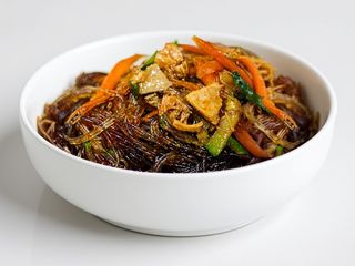 262. Spaghetti di soia al pollo