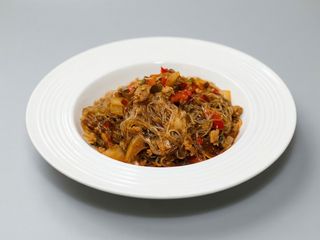 264. Spaghetti di soia con carne