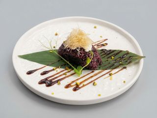 151. Onigiri black ebi 1 pezzo