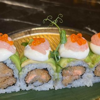 Amaebi roll