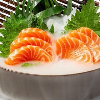 Sashimi salmone