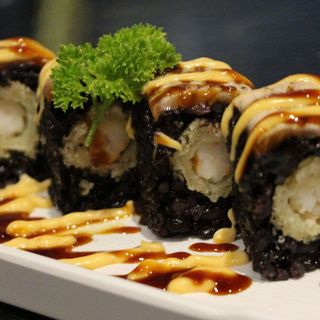 Black dragon maki 8 pezzi