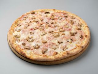 Prosciutto e funghi