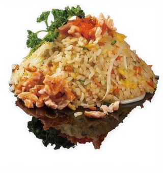 122. Riso saltato con salmone