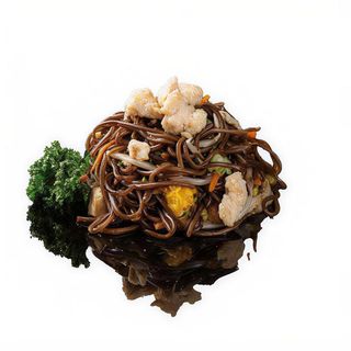 220. Yaki soba con pollo e verdure