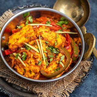 Jhal-ferazi Paneer (Formaggio indiano)