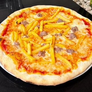 Salsiccia e Patatine Fritte