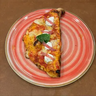 calzone napoletano