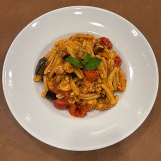 Pasta pesce spada e melanzane