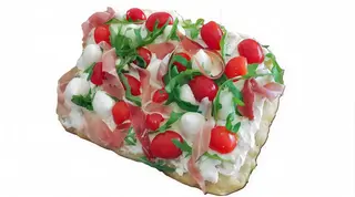 Focaccia caprese