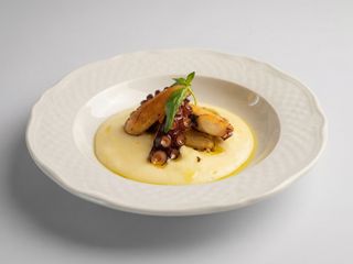 Polpo croccante con purè