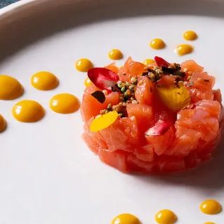 Tartare salmon