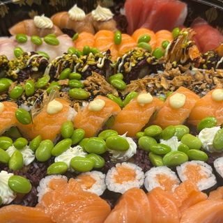 Sushi box 65 pezzi