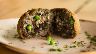 Supplì al nero di seppia