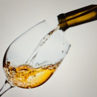 Vino bianco frizzante 