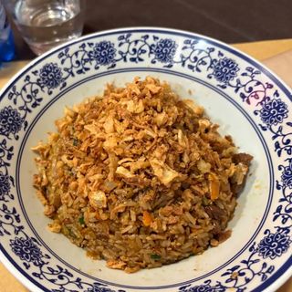 Riso fritto con manzo e uova 牛肉炒饭