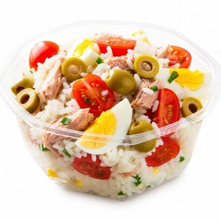 Insalata di riso con tonno, uova, olive e pomodorini 260 g