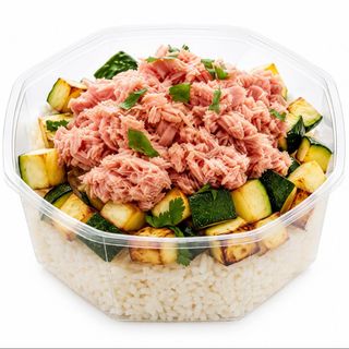 Insalata delicata con riso tonno e zucchine a cubetti 260 g