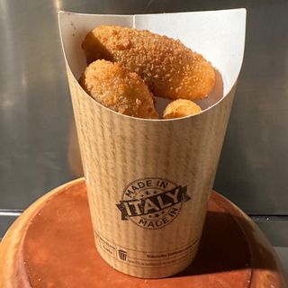 Bocconcini di formaggio piccanti 