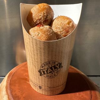 Pastelle di olive e peperoni 