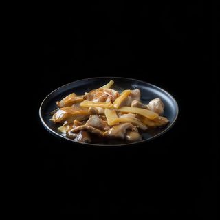 MANZO FUNGHI E BAMBÙ 