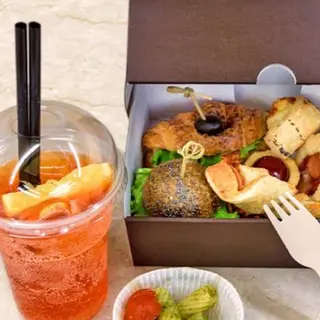 Aperitivo + bibita