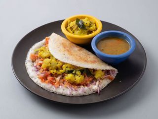 Onion masala dosa