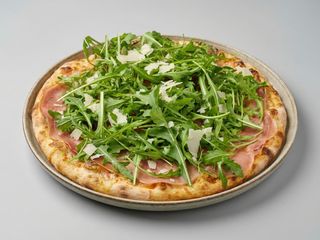 Crudo rucola grana
