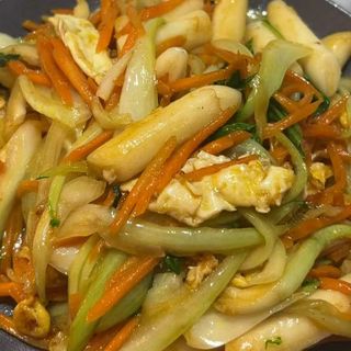Gnocchi di riso coreani saltati 炒年糕