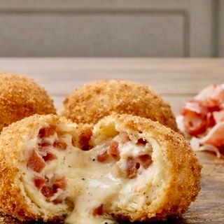 Crocchette formaggio e speck 22 gr 3 pz