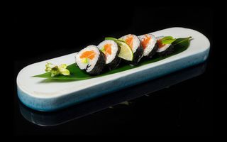 58. Futomaki sake 5 pezzi