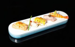 107. Nigiri special 5 pezzi