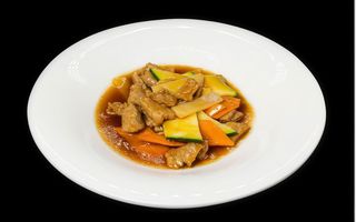 Manzo con verdure miste