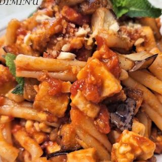 Caserecce pesce spada Melenzane e mentuccia