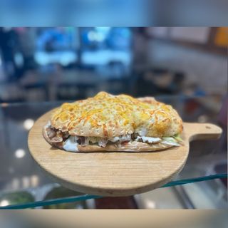 175.Panino coccodrillo con calamari