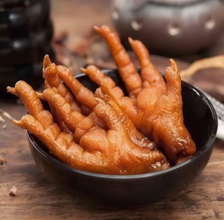 Zampe di pollo sfufate - 1 pezzo