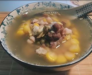 Brodo integrale con carote mais e contine