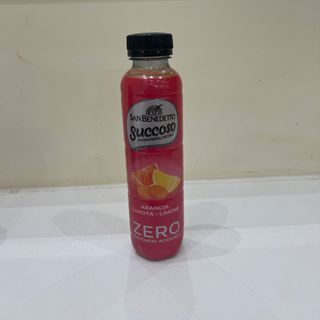 Succo arancia carota limone