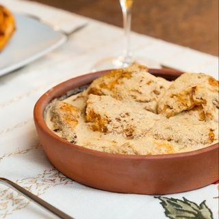 Galletto in salsa di noci