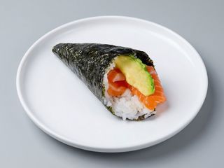 56-Temaki sake