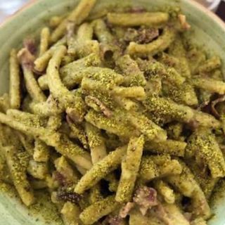 Caserecce pistacchiosa e bacon