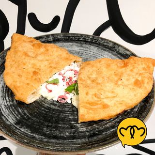 PIZZA FRITTA RIPIENA