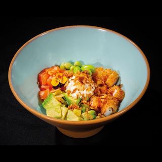poke salmone