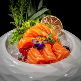 Sashimi salmone 6pz