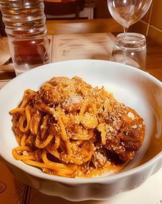 Rigatoni alla coda vaccinara