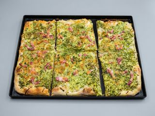 Zucchina pancetta e scamorza affumicata teglia intera 12 pezzi